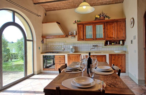 Tavarnelle Val di Pesa Apartment | Lovely apartment for 4 guests with A/C, WIFI, pool and panoramic view, close to Greve In Chianti