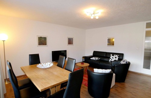 Saas-Fee Apartment | Lovely apartment for 6 people with WIFI, TV and balcony