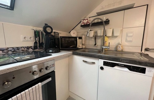 Drassmarkt Apartment | Lovely apartment for 6 people with WIFI, TV, patio and pets allowed