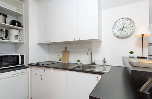 Lancieux Apartment | Lovely apartment for 4 people with WIFI, balcony and parking