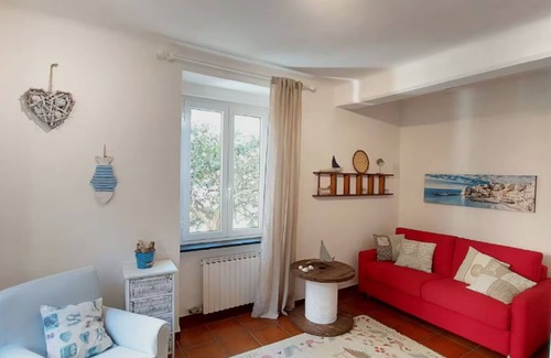 Pieve Ligure Apartment | Lovely apartment for 6 guests with WIFI, TV, balcony and pets allowed, close to Genoa