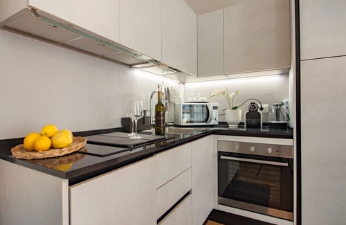 Ricorboli Apartment | Lovely apartment for 4 people with WIFI, A/C, TV, balcony and panoramic view