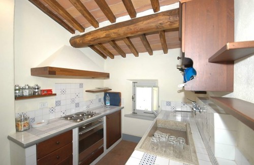 Montalcino Apartment | Lovely apartment for 7 guests with pool, A/C, TV, pets allowed and panoramic view