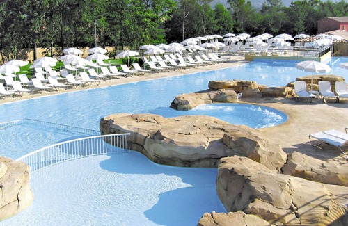 Fayence House | Lovely apartment in villa for 4 guests with WIFI, pool, A/C, TV, patio and pets allowed