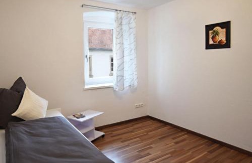 Himmelkron Apartment | Lovely apartment in Himmelkron