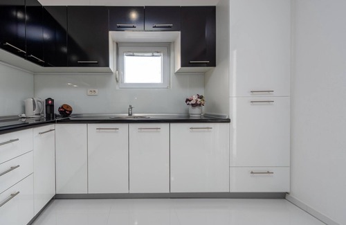Maslenica Apartment | Lovely apartment in Maslenica with WiFi