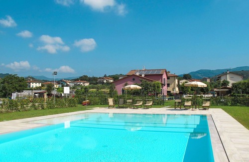 San Michele di Moriano Villa | Lovely apartment in villa for 5 guests with WIFI, pool, A/C, TV and terrace