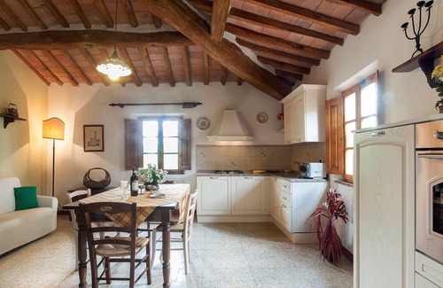 San Gimignano Apartment | Lovely apartment for 4 guests with A/C, pool, WIFI, pets allowed and panoramic view
