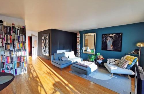 Saint-Fargeau Apartment | Lovely Artist Appartment