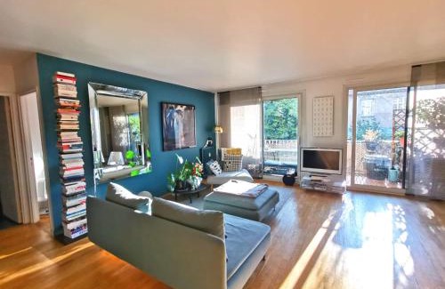 Saint-Fargeau Apartment | Lovely Artist Appartment