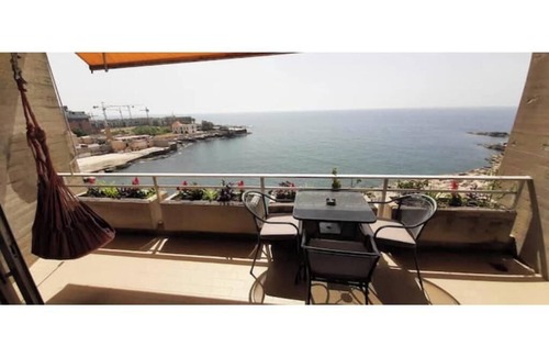 Tabarja Condo | Lovely beachfront studio with pool-24h electricity