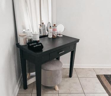 South Middle River Apartment | Lovely Bohemian Apartment