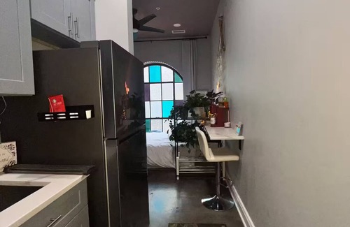 Bridgeport Apartment | Lovely Bohemian Loft Downtwn, Amphitheater,Seaside Park,Metro North,2-10min walk