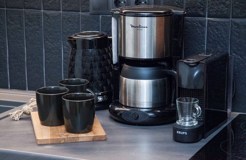 Kypseli Apartment | Lovely Brand New Studio byVictoria Metro