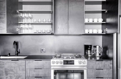 Palms Apartment | Lovely Culver City 2BR w/Roof, walkable neighborhood, by Blueground