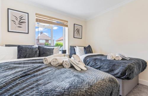 Redhill Apartment | Lovely flat near Gatwick Airport