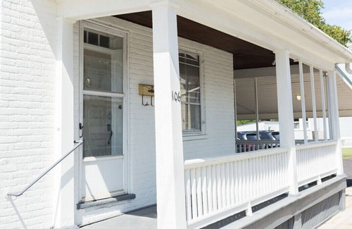 Williamsport House | Lovely Historic Williamsport Home-Rm"B"