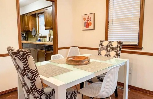 Springfield House | Lovely Home! Great Location! The Nature House