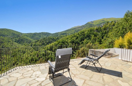 Carcheto-Brustico House | Lovely home in CARCHETO BRUSTICO