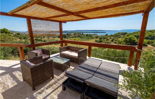 Banjol House | Lovely Home In Banjol With Sauna