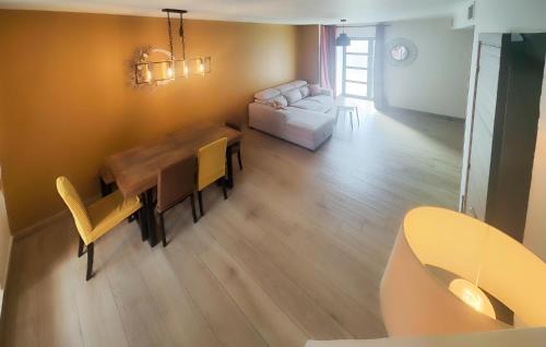 Cebazan House | Lovely Home In Cébazan With Wifi