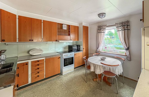 Hamar House | Lovely home in Hamar with WiFi