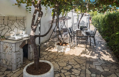 Kukci House | Lovely home in Kukci with WiFi