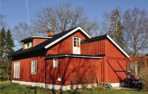 Mellerud House | Lovely Home In Mellerud With Kitchen