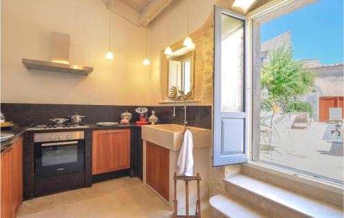 Palazzolo Acreide Historic Centre House | Lovely Home In Palazzolo Acreide
