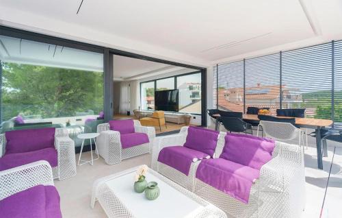 Borik House | Lovely Home In Rovinj With Kitchen