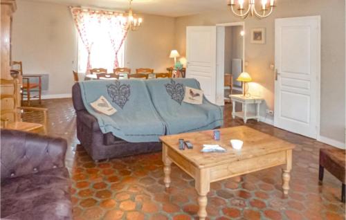 Vaudoy House | Lovely Home In Vaudoy-En-Brie With Wifi