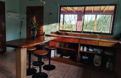 Angeles House | Lovely house fully equipped with the best view of the volcanos and the lake.