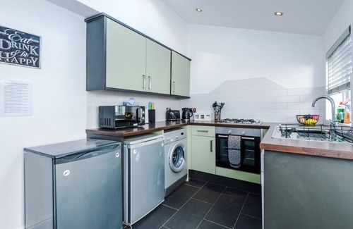 Chester Cottage | Lovely house, great location, perfect for couples!