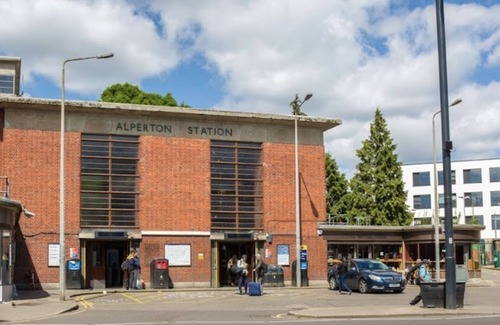 Alperton Apartment | Lovely luxury 1-Bed Apartment in Wembley