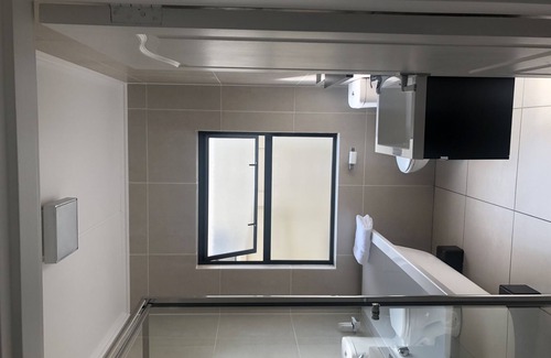 Greater Johannesburg Metropolitan Area Apartment | Lovely Modern Apartment to Share