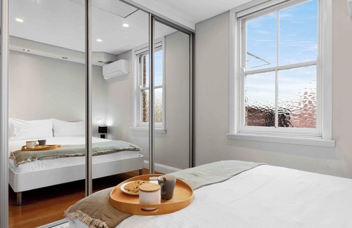 Coogee Apartment | Lovely Modern Coogee Apartment