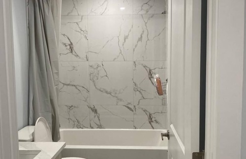 Southeast Calgary House | Lovely Newly Built 1 Bedroom Suite