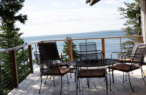 Tenants Harbor House | Lovely oceanfront house with stunning sea views