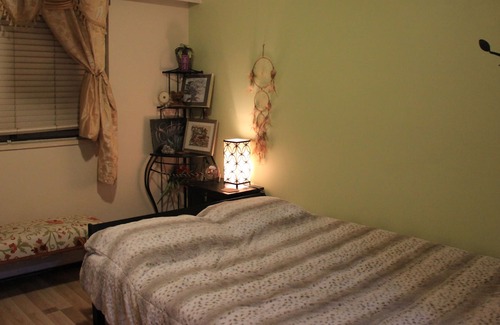 Lower Lonsdale Condo | Lovely one bedroom condo with large patio