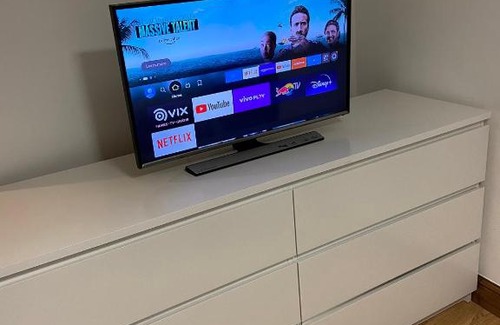 West Hendon Apartment | Lovely One Bedroom Flat in London