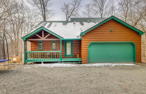 Gouldsboro House | Lovely Poconos Cabin with Resort Amenities!