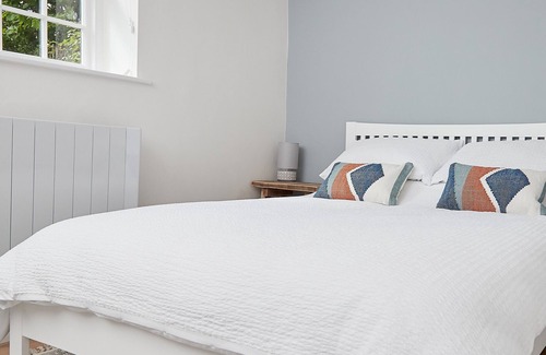 Kemerton Cottage | Lovely quiet cottage in Kemerton!