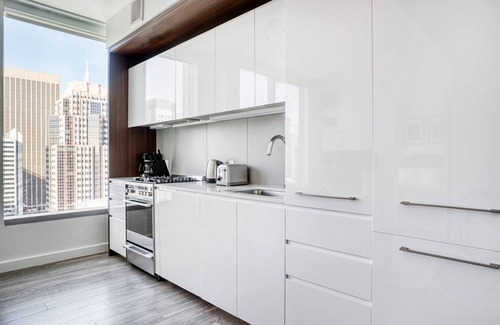 South Beach Apartment | Lovely Rincon Hill 1BR w/W/D, Gym & Pool, near Tech HQs, by Blueground