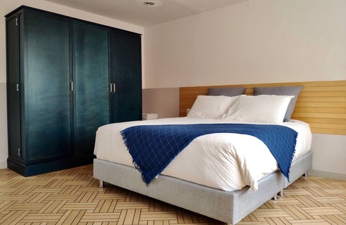 Financial District House | Lovely room in THE MILAGRO Guest House