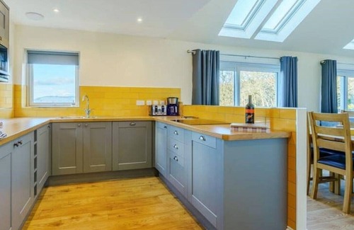 Duror Cottage | Lovely scenic new cottage close to Glencoe