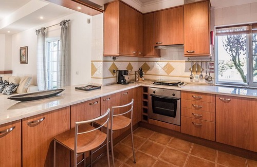 Fornos Villa | Lovely Sesimbra Villa | Villa Cassiopeia | Private Garden | Shared Pool