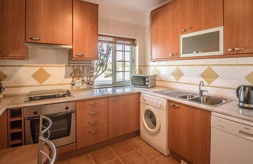 Fornos Villa | Lovely Sesimbra Villa | Villa Cassiopeia | Private Garden | Shared Pool