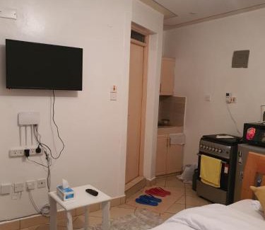 Mbotela Apartment | Lovely studio unit with free wifi and parking