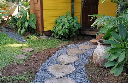 Pointe-Noire Cottage | Lover's nest in the heart of a rich tropical garden