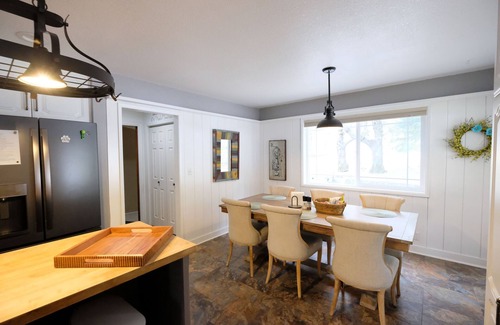 Mount Shasta House | Loveta Hideaway